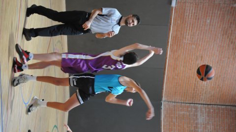 Marc Gordillo, al partit de bàsquet infantil ASME-Vilassar de Mar (10-60). Barcelona. 11 de desembre de 2021