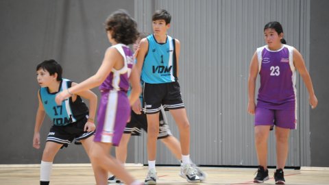 Marc Gordillo, al partit de bàsquet infantil ASME-Vilassar de Mar (10-60). Barcelona. 11 de desembre de 2021