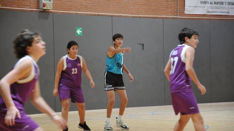 Marc Gordillo, al partit de bàsquet infantil ASME-Vilassar de Mar (10-60). Barcelona. 11 de desembre de 2021