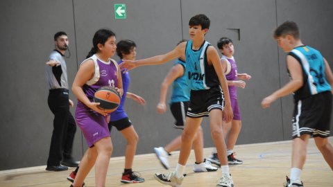 Marc Gordillo, al partit de bàsquet infantil ASME-Vilassar de Mar (10-60). Barcelona. 11 de desembre de 2021