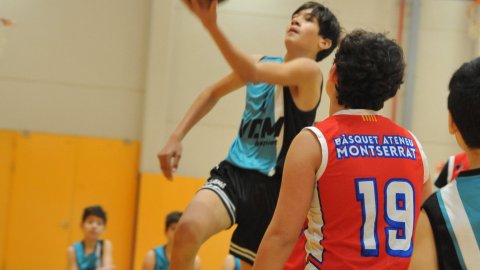 Marc Gordillo al partit de bàsquet infantil Vilassar de Mar-Ateneu Montserrat (58-50). Vilassar de Mar. 18 de desembre de 2021