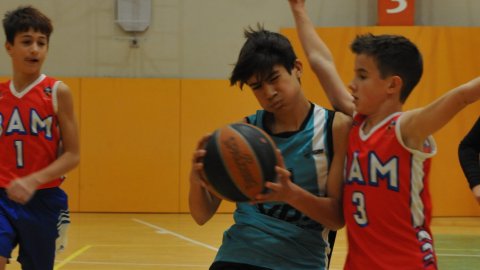 Marc Gordillo al partit de bàsquet infantil Vilassar de Mar-Ateneu Montserrat (58-50). Vilassar de Mar. 18 de desembre de 2021
