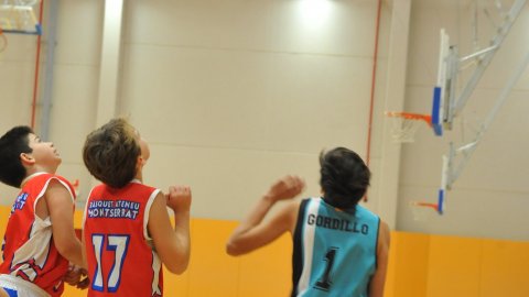 Marc Gordillo al partit de bàsquet infantil Vilassar de Mar-Ateneu Montserrat (58-50). Vilassar de Mar. 18 de desembre de 2021