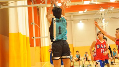 Marc Gordillo al partit de bàsquet infantil Vilassar de Mar-Ateneu Montserrat (58-50). Vilassar de Mar. 18 de desembre de 2021