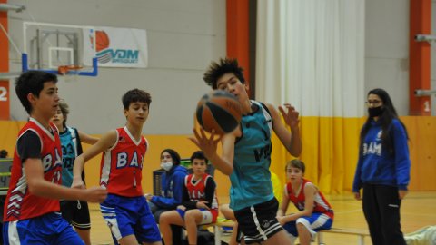 Marc Gordillo al partit de bàsquet infantil Vilassar de Mar-Ateneu Montserrat (58-50). Vilassar de Mar. 18 de desembre de 2021
