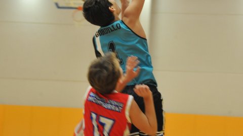 Marc Gordillo al partit de bàsquet infantil Vilassar de Mar-Ateneu Montserrat (58-50). Vilassar de Mar. 18 de desembre de 2021