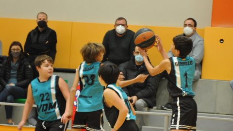 Marc Gordillo al partit de bàsquet infantil Vilassar de Mar-Ateneu Montserrat (58-50). Vilassar de Mar. 18 de desembre de 2021