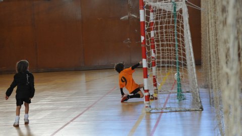 Marc Gordillo, a l'equip de futbol sala pre-benjamí del club esportiu Sant Joan de Vilassar de Mar. Any 2014. Foto: Saül Gordillo