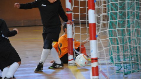Marc Gordillo, a l'equip de futbol sala pre-benjamí del club esportiu Sant Joan de Vilassar de Mar. Any 2014. Foto: Saül Gordillo