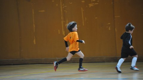 Marc Gordillo, a l'equip de futbol sala pre-benjamí del club esportiu Sant Joan de Vilassar de Mar. Any 2014. Foto: Saül Gordillo