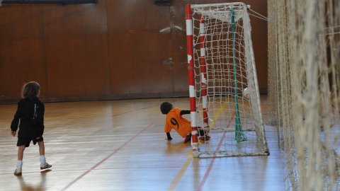 Marc Gordillo, a l'equip de futbol sala pre-benjamí del club esportiu Sant Joan de Vilassar de Mar. Any 2014. Foto: Saül Gordillo