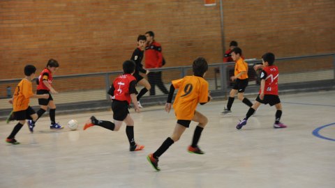 Marc Gordillo, a l'equip de futbol sala benjamí del club esportiu Sant Joan de Vilassar. Any 2016. Foto: Saül Gordillo