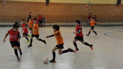 Marc Gordillo, a l'equip de futbol sala benjamí del club esportiu Sant Joan de Vilassar. Any 2016. Foto: Saül Gordillo