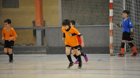 Marc Gordillo, a l'equip de futbol sala benjamí del club esportiu Sant Joan de Vilassar. Any 2016. Foto: Saül Gordillo