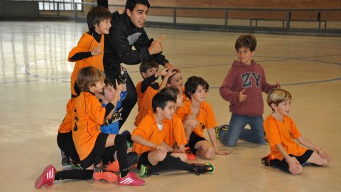 Marc Gordillo, a l'equip de futbol sala benjamí del club esportiu Sant Joan de Vilassar. Any 2016. Foto: Saül Gordillo
