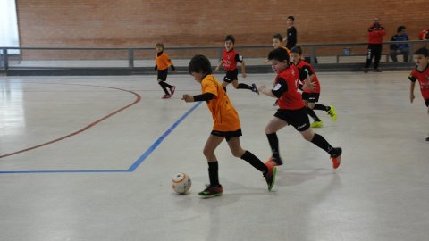 Marc Gordillo, a l'equip de futbol sala benjamí del club esportiu Sant Joan de Vilassar. Any 2016. Foto: Saül Gordillo