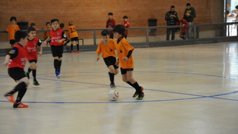 Marc Gordillo, a l'equip de futbol sala benjamí del club esportiu Sant Joan de Vilassar. Any 2016. Foto: Saül Gordillo