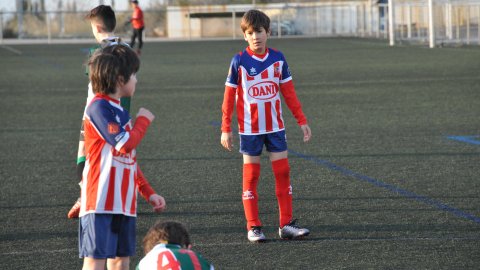 Marc Gordillo, a l’equip de futbol benjamí de la UE Vilassar de Mar. Partit Vilassar de Dalt-Vilassar de Mar. Any 2017. Foto: Saül Gordillo