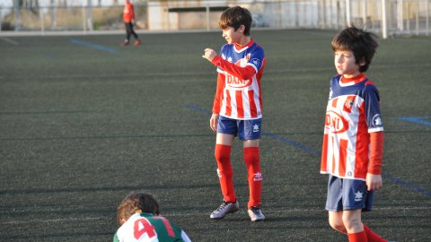 Marc Gordillo, a l’equip de futbol benjamí de la UE Vilassar de Mar. Partit Vilassar de Dalt-Vilassar de Mar. Any 2017. Foto: Saül Gordillo