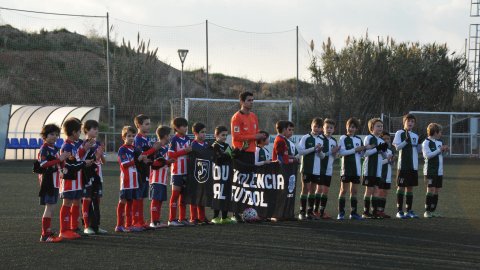 Marc Gordillo, a l’equip de futbol benjamí de la UE Vilassar de Mar. Partit Vilassar de Dalt-Vilassar de Mar. Any 2017. Foto: Saül Gordillo