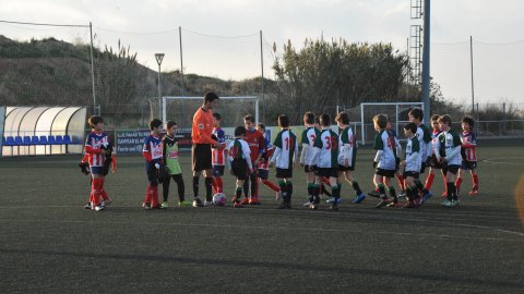 Marc Gordillo, a l’equip de futbol benjamí de la UE Vilassar de Mar. Partit Vilassar de Dalt-Vilassar de Mar. Any 2017. Foto: Saül Gordillo