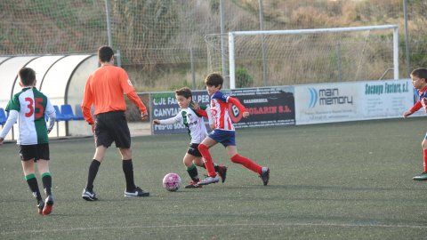 Marc Gordillo, a l’equip de futbol benjamí de la UE Vilassar de Mar. Partit Vilassar de Dalt-Vilassar de Mar. Any 2017. Foto: Saül Gordillo