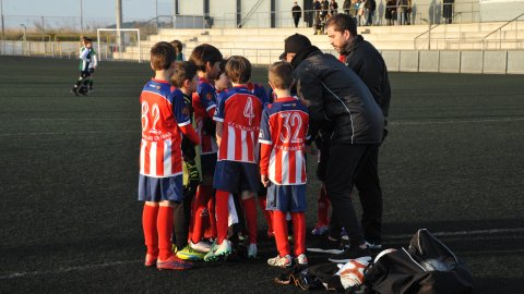 Marc Gordillo, a l’equip de futbol benjamí de la UE Vilassar de Mar. Partit Vilassar de Dalt-Vilassar de Mar. Any 2017. Foto: Saül Gordillo