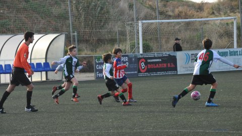 Marc Gordillo, a l’equip de futbol benjamí de la UE Vilassar de Mar. Partit Vilassar de Dalt-Vilassar de Mar. Any 2017. Foto: Saül Gordillo