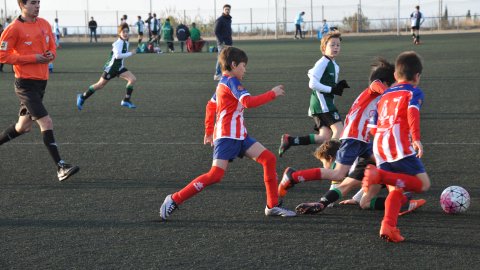 Marc Gordillo, a l’equip de futbol benjamí de la UE Vilassar de Mar. Partit Vilassar de Dalt-Vilassar de Mar. Any 2017. Foto: Saül Gordillo