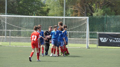 Marc Gordillo, al torneig de futbol de Llagostera, amb l'equip aleví de la UE Vilassar de Mar. Març de 2019