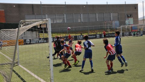Marc Gordillo, al torneig de futbol de Llagostera, amb l'equip aleví de la UE Vilassar de Mar. Març de 2019. Foto: Saül Gordillo