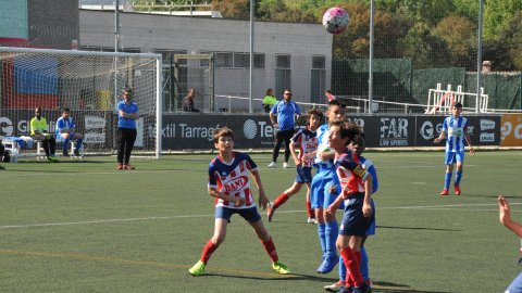Marc Gordillo, al torneig de futbol de Llagostera, amb l'equip aleví de la UE Vilassar de Mar. Març de 2019. Foto: Saül Gordillo