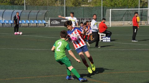 Marc Gordillo, al torneig de futbol de Llagostera, amb l'equip aleví de la UE Vilassar de Mar. Març de 2019. Foto: Saül Gordillo
