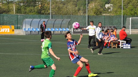 Marc Gordillo, al torneig de futbol de Llagostera, amb l'equip aleví de la UE Vilassar de Mar. Març de 2019. Foto: Saül Gordillo