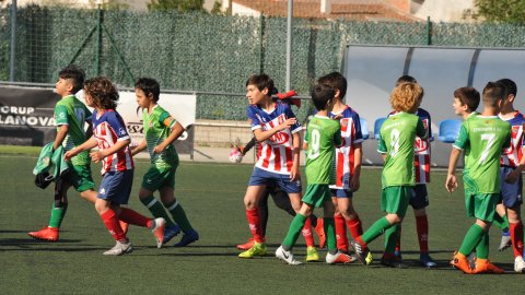 Marc Gordillo, al torneig de futbol de Llagostera, amb l'equip aleví de la UE Vilassar de Mar. Març de 2019. Foto: Saül Gordillo