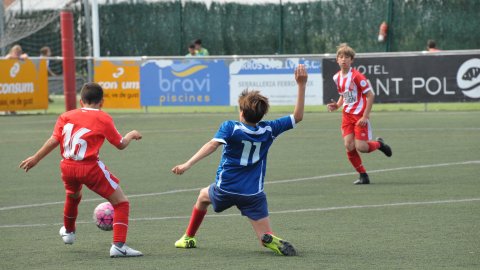 Marc Gordillo, al torneig de futbol de Llagostera, amb l'equip aleví de la UE Vilassar de Mar. Març de 2019. Foto: Saül Gordillo