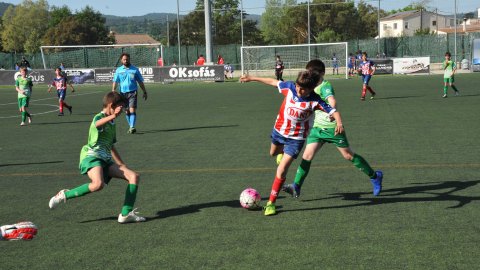 Marc Gordillo, al torneig de futbol de Llagostera, amb l'equip aleví de la UE Vilassar de Mar. Març de 2019. Foto: Saül Gordillo
