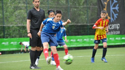 Marc Gordillo, al torneig internacional de futbol base MIC d'Andorra, amb l'equip aleví de la UE Vilassar de Mar. Abril de 2019. Foto: Saül Gordillo