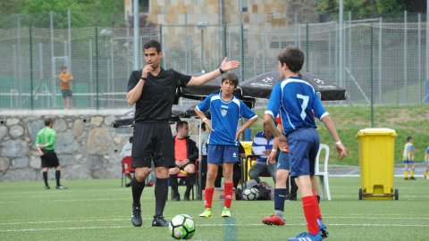 Marc Gordillo, al torneig internacional de futbol base MIC d'Andorra, amb l'equip aleví de la UE Vilassar de Mar. Abril de 2019. Foto: Saül Gordillo