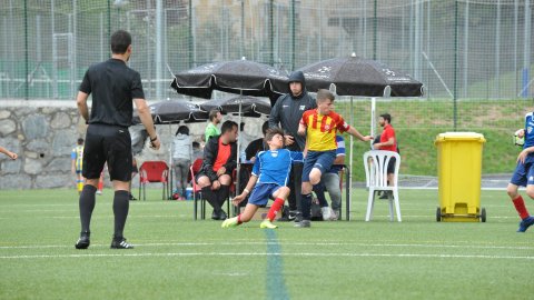 Marc Gordillo, al torneig internacional de futbol base MIC d'Andorra, amb l'equip aleví de la UE Vilassar de Mar. Abril de 2019. Foto: Saül Gordillo
