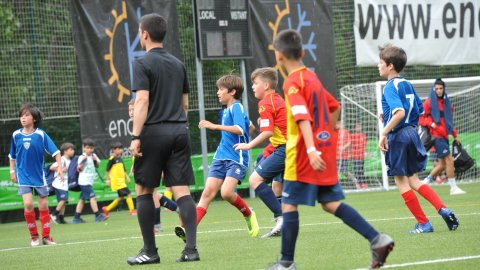 Marc Gordillo, al torneig internacional de futbol base MIC d'Andorra, amb l'equip aleví de la UE Vilassar de Mar. Abril de 2019. Foto: Saül Gordillo