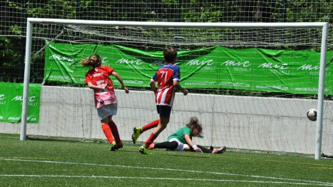 Marc Gordillo, al torneig internacional de futbol base MIC d'Andorra, amb l'equip aleví de la UE Vilassar de Mar. Abril de 2019. Foto: Saül Gordillo
