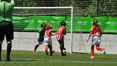 Marc Gordillo, al torneig internacional de futbol base MIC d'Andorra, amb l'equip aleví de la UE Vilassar de Mar. Abril de 2019. Foto: Saül Gordillo