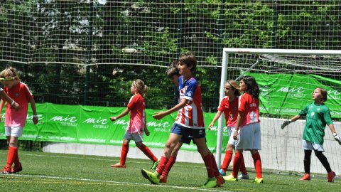 Marc Gordillo, al torneig internacional de futbol base MIC d'Andorra, amb l'equip aleví de la UE Vilassar de Mar. Abril de 2019. Foto: Saül Gordillo