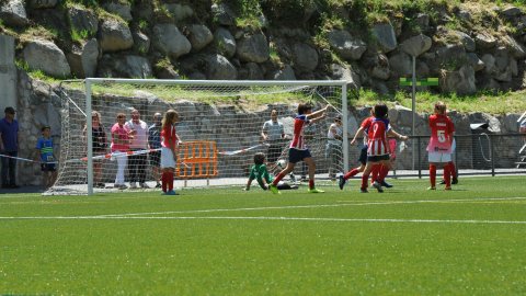 Marc Gordillo, al torneig internacional de futbol base MIC d'Andorra, amb l'equip aleví de la UE Vilassar de Mar. Abril de 2019. Foto: Saül Gordillo