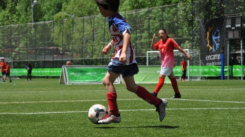 Marc Gordillo, al torneig internacional de futbol base MIC d'Andorra, amb l'equip aleví de la UE Vilassar de Mar. Abril de 2019. Foto: Saül Gordillo
