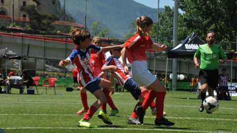 Marc Gordillo, al torneig internacional de futbol base MIC d'Andorra, amb l'equip aleví de la UE Vilassar de Mar. Abril de 2019. Foto: Saül Gordillo