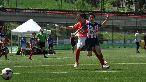 Marc Gordillo, al torneig internacional de futbol base MIC d'Andorra, amb l'equip aleví de la UE Vilassar de Mar. Abril de 2019. Foto: Saül Gordillo