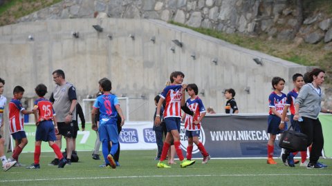 Marc Gordillo, al torneig internacional de futbol base MIC d'Andorra, amb l'equip aleví de la UE Vilassar de Mar. Abril de 2019. Foto: Saül Gordillo