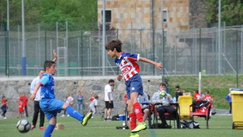 Marc Gordillo, al torneig internacional de futbol base MIC d'Andorra, amb l'equip aleví de la UE Vilassar de Mar. Abril de 2019. Foto: Saül Gordillo